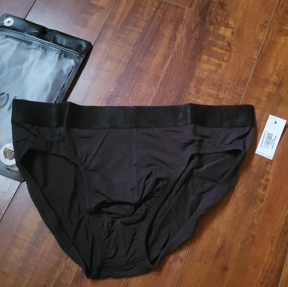 No-show briefs